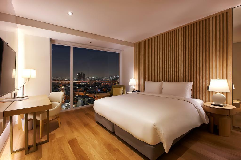 Hotel Entra Gangnam Seúl Exterior foto